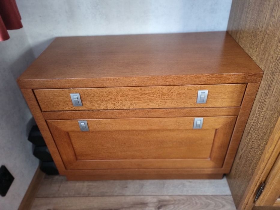 Komoda dębowa drewniana