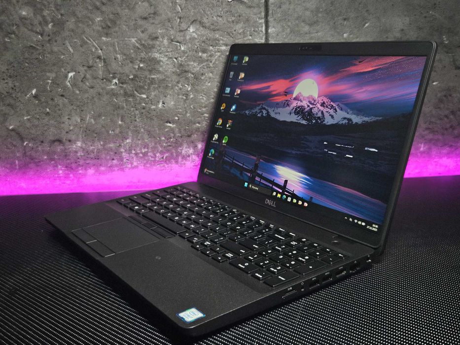 Laptop Dell Latitude 5501 FHD i7-9850H 32GB DDR4 256G SSD UHD 130W W11