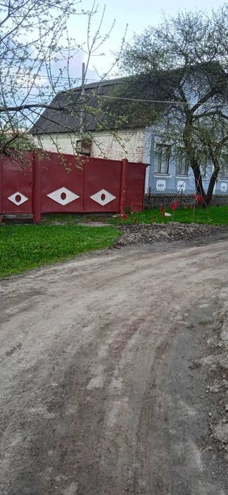 Продаж дома Путивль 76,6  кв.м. + земля и дом в Кононенково