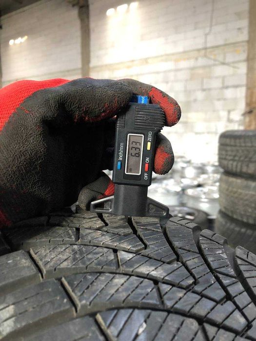 Продам пари зимових шин 215/60 R17