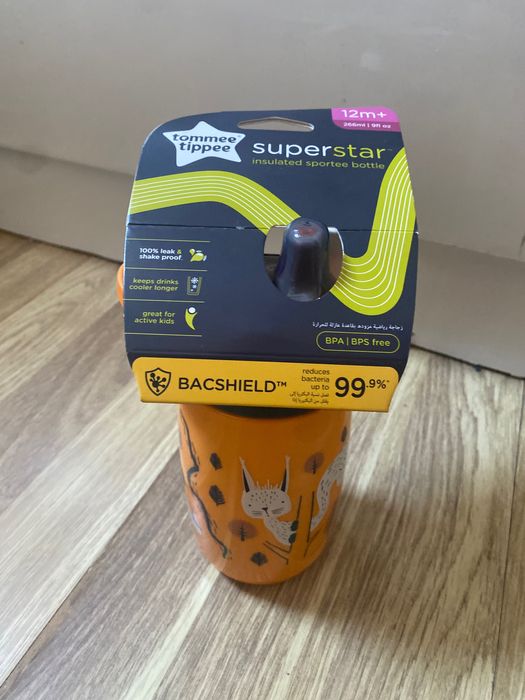 Новый Tommee Tippee поильник непроливайка с крышкой 6+ 12+ месяцев