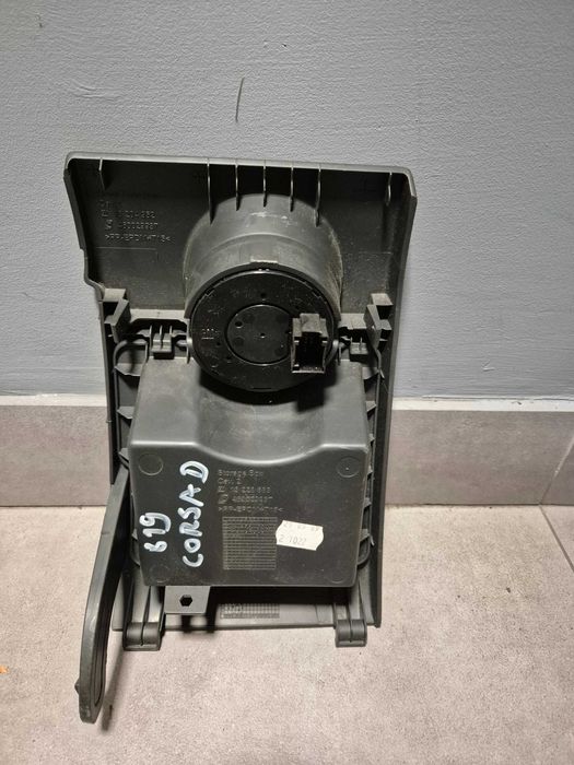 Włącznik przełącznik świateł z obudową Opel Corsa D 132.286.83 2 szt