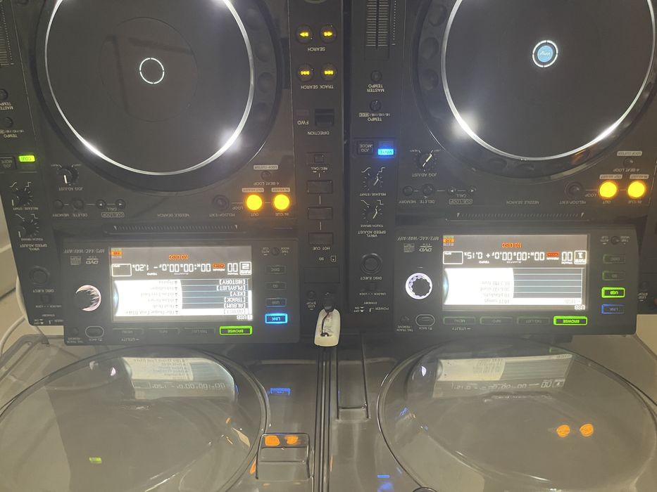 Pioneer CDJ2000 MK1 com decksavers