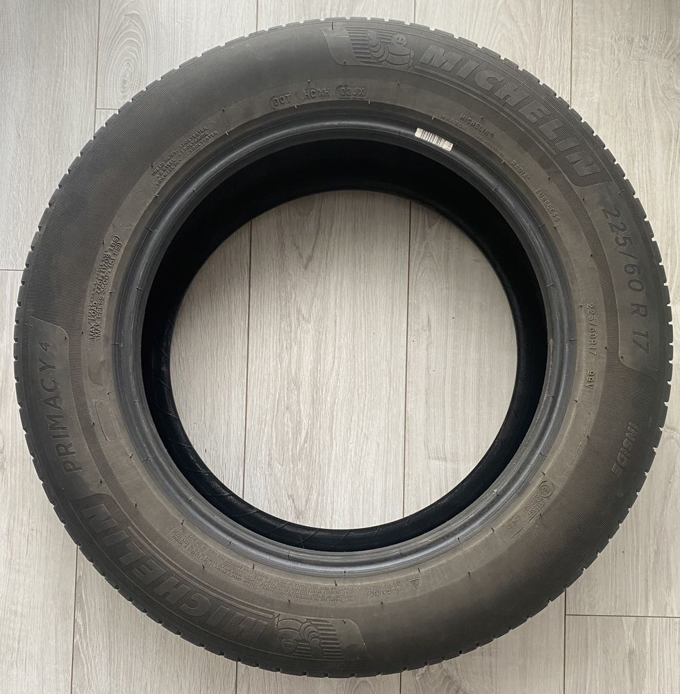 Пара літніх шин Michelin Primacy 4 225/60/R17