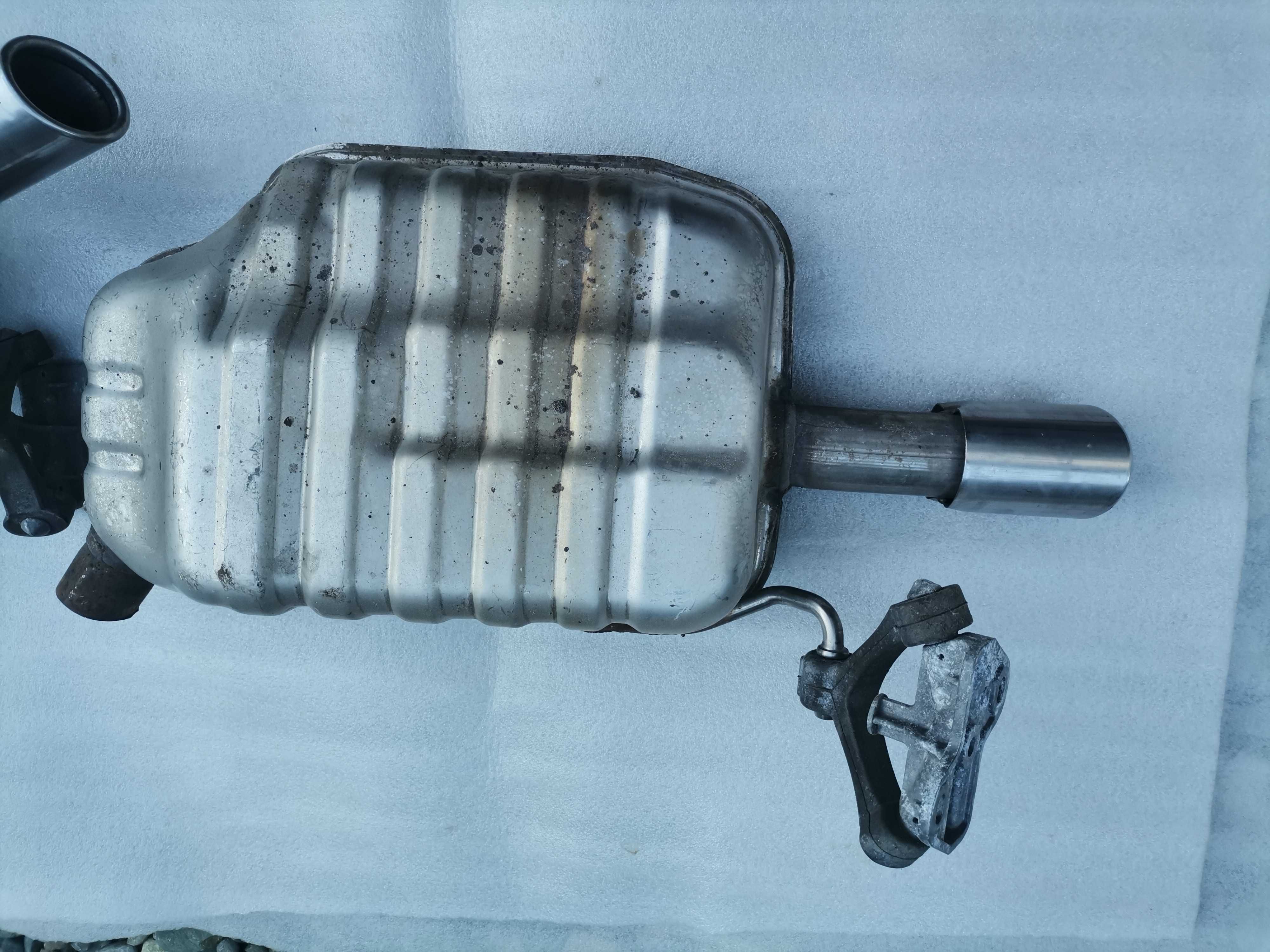 Tłumik końcowy a4 B7 1.8 T  8EO 253 611 DE