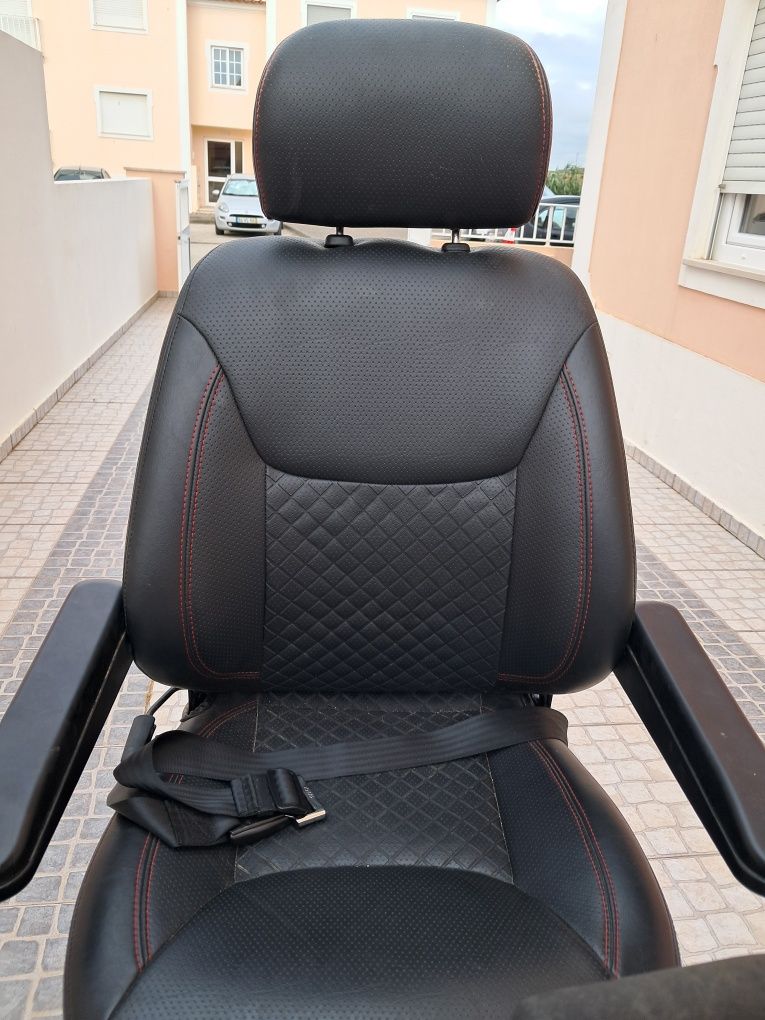 Scooter de mobilidade reduzida