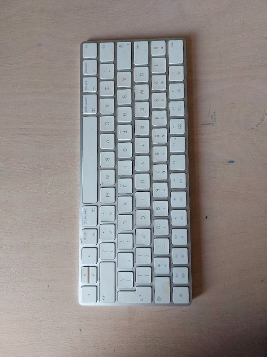 Klawiatura Apple a1644 - niedziała Z,Y,X