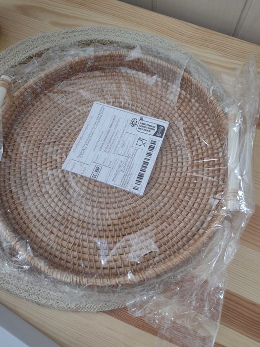 Taca do serwowania rattanowa ręcznie tkana