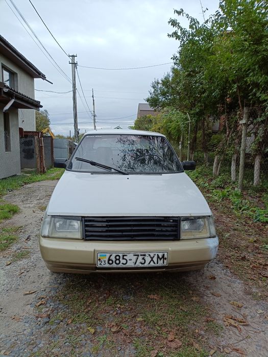 Хороша Таврія 1102 авто (1992) , машина, автомобіль