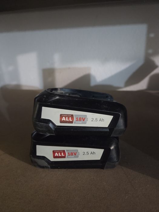 Bosch 2.5ah akumulator  - 2 sztuki