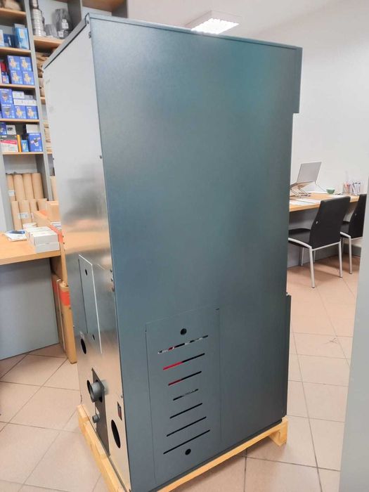Kocioł Ferroli Biopellet Pro 12kW piec automat na pellet POWYSTAWOWY
