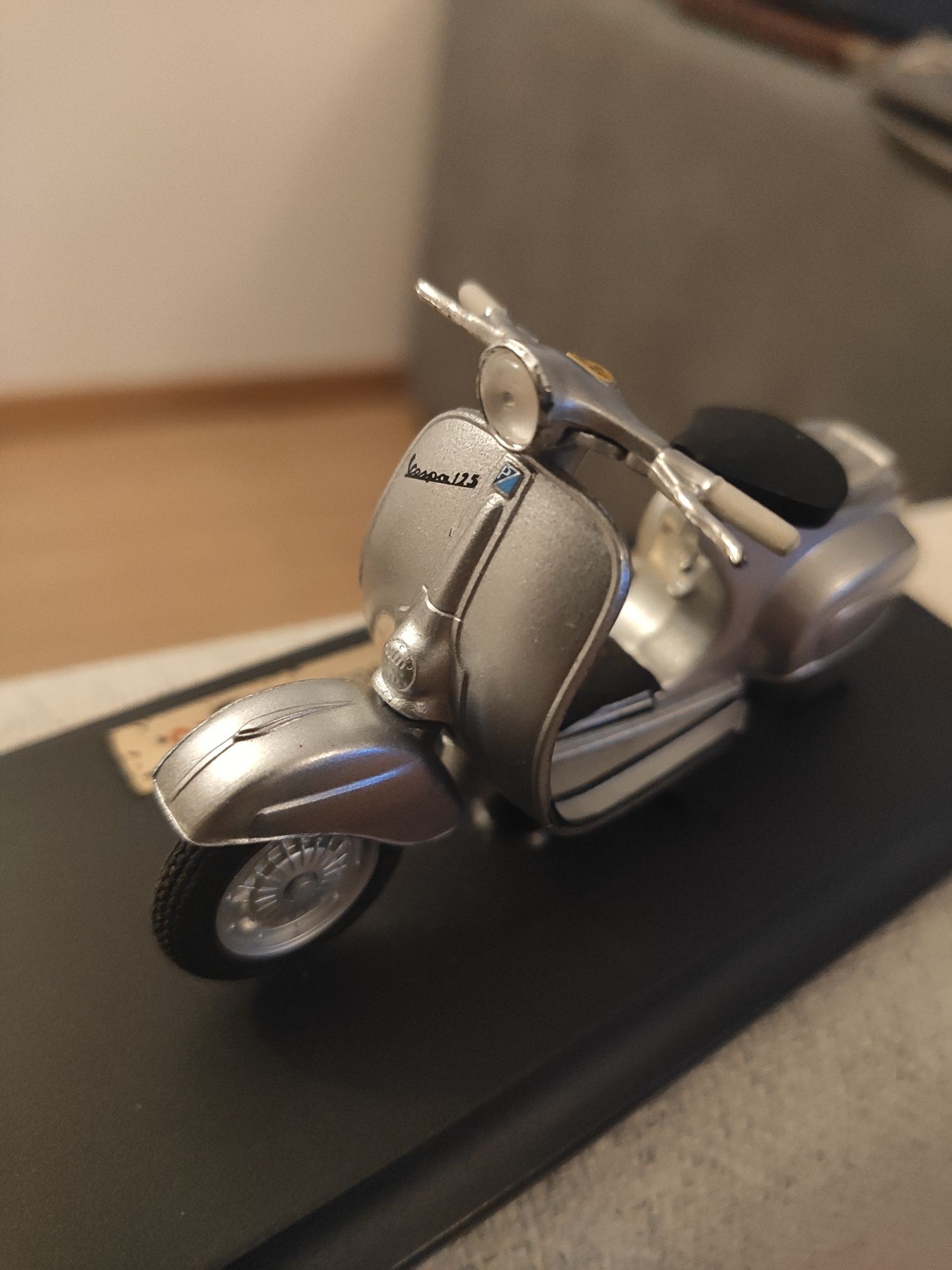 Vespa 125 (de 1965) miniatura