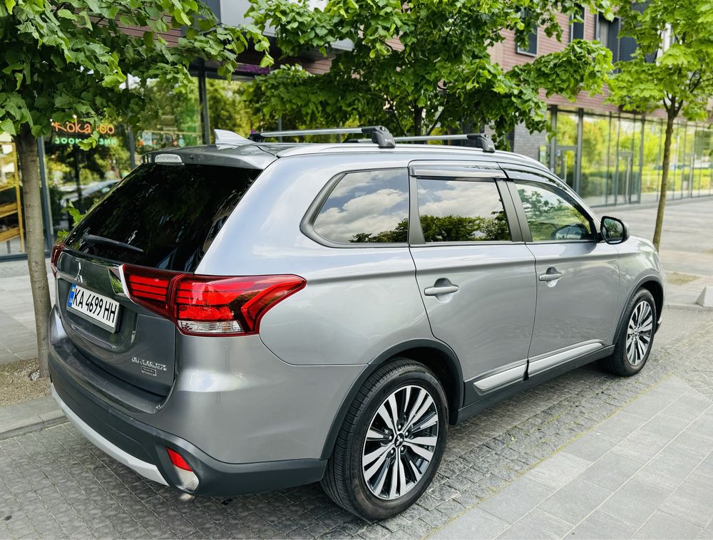 Mitsubishi Outlander 2017, 3.0 AWD, ГБО