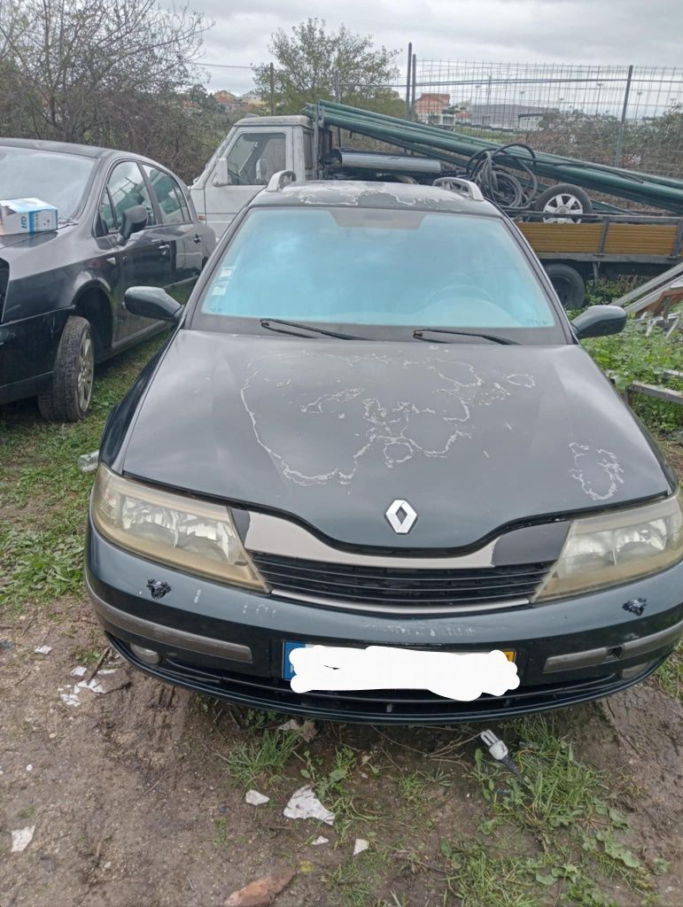 Renault Laguna 1.6 gasolina ano 2001 só peças