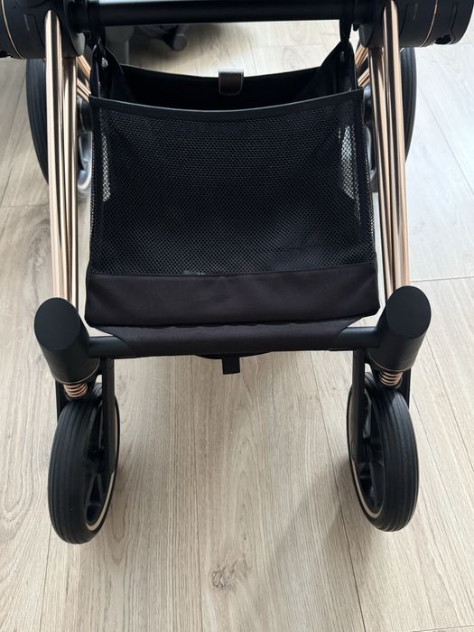Коляска Cybex Priam 4.0 шасі Rose Gold