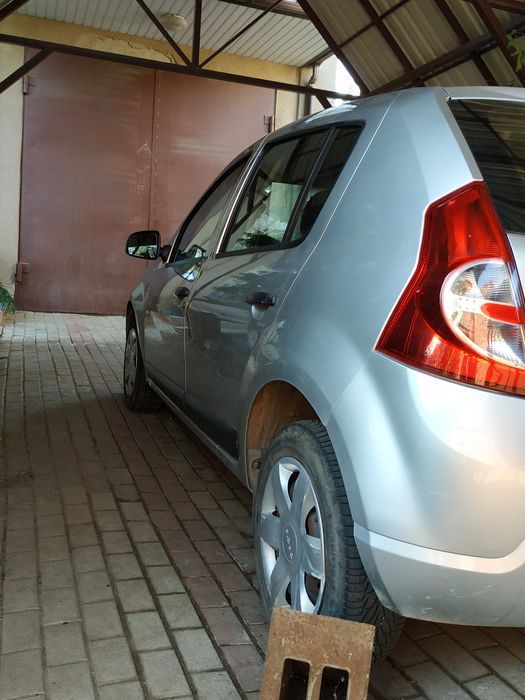 Dacia Sandero 2009 Ambulance 1.2 л.