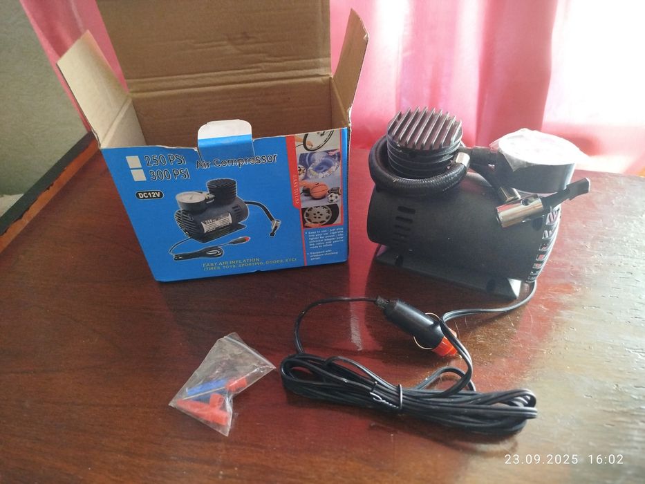 Автокомпресор новий