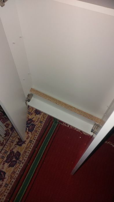 Продам шафи з дзеркалами до ванної кмнати