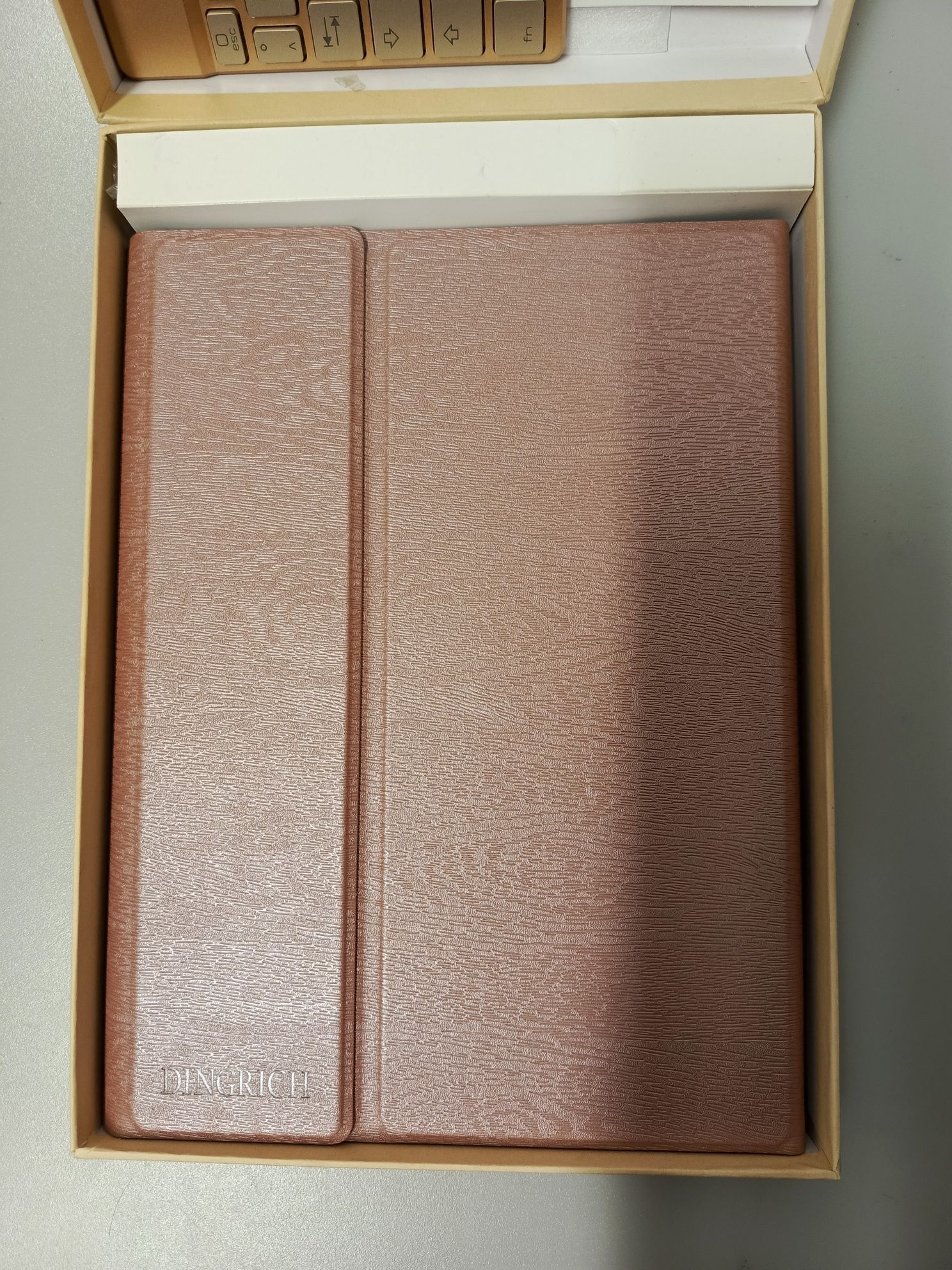 Etui do Apple iPad pro 11 z klawiaturą Bluetooth mocowanie magnetyczne