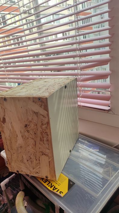 Будиночок , гніздо для папуг обл інших птахів