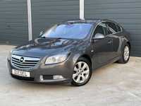 Opel Insignia Hatchback 2.0 CDTI 160KM bixenon navi PDC kamera OpelEYE