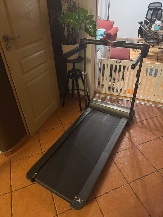 Składana bieżnia Dynamax Runningpad - czarna