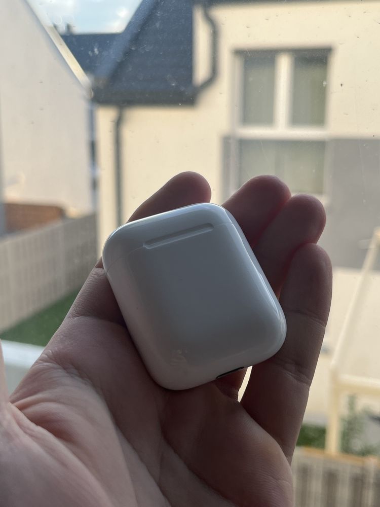 AirPods Etui Ladujace 2 gen A2032 A1602