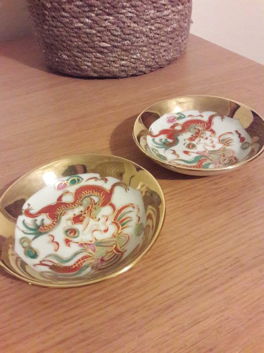 2 Tigelas porcelana chinesa pintura manual "Dragão Vermelho", antigas