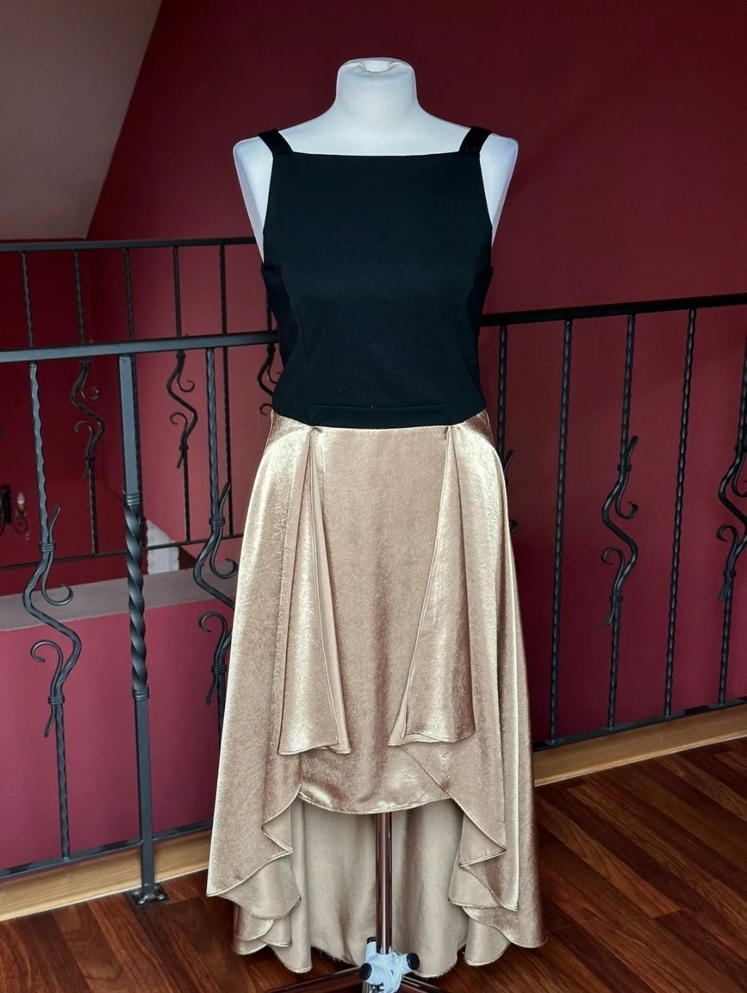 Czarno złota elegancka sukienka midi Coast M L 40 wesele