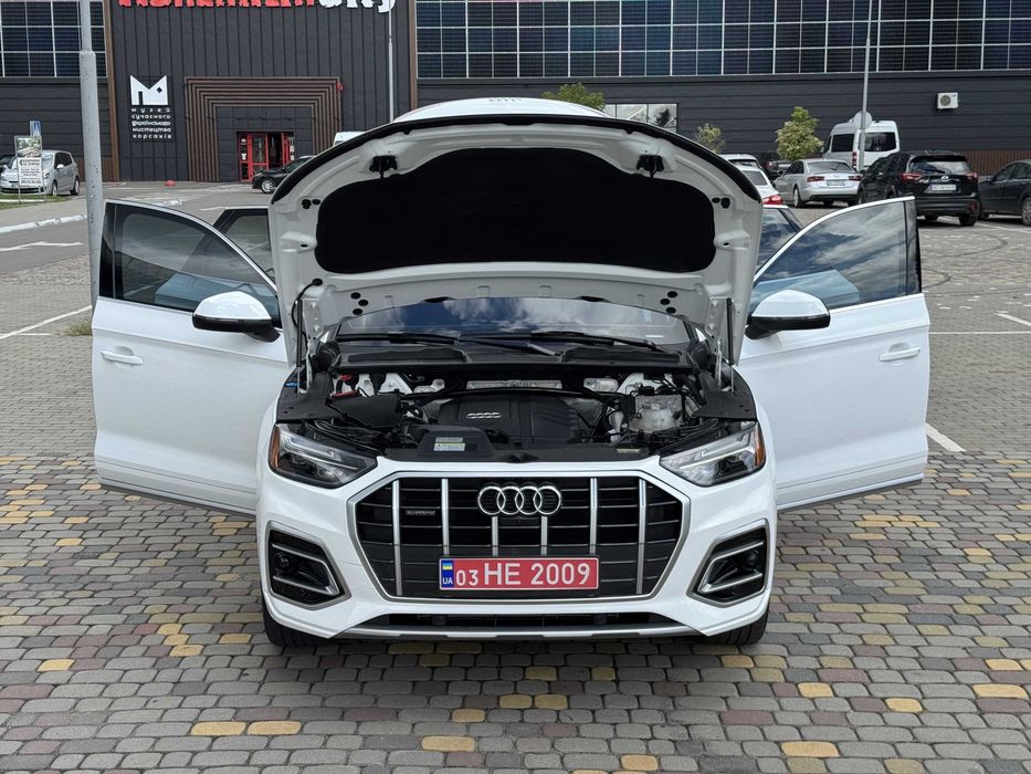 Audi Q5 2021 Свіжопригнана гібрид