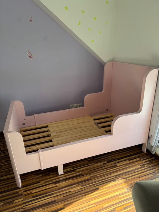 Łóżko dziecięce kolor różowy