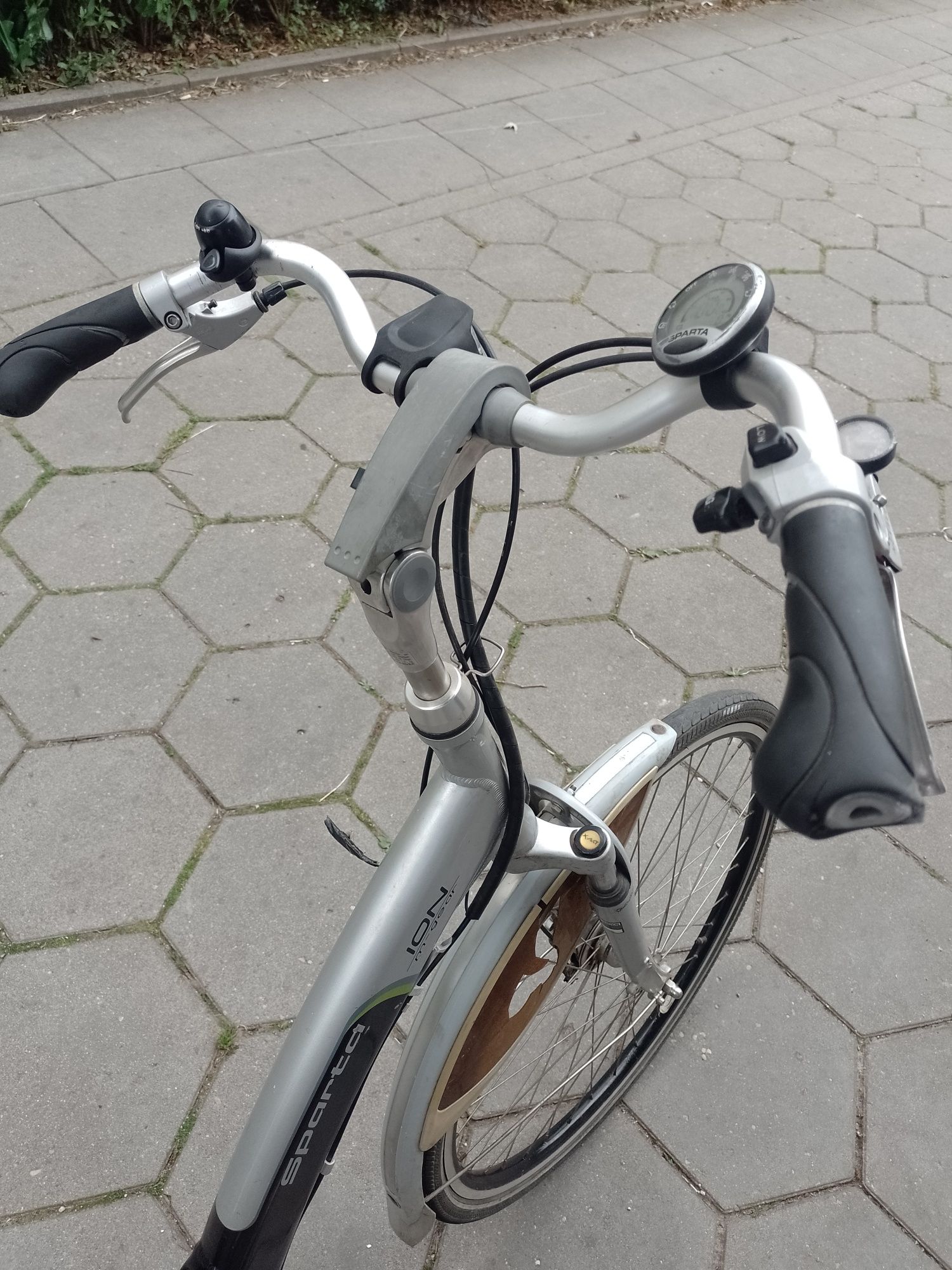 Rower elektryczny Sparta. 27" alum