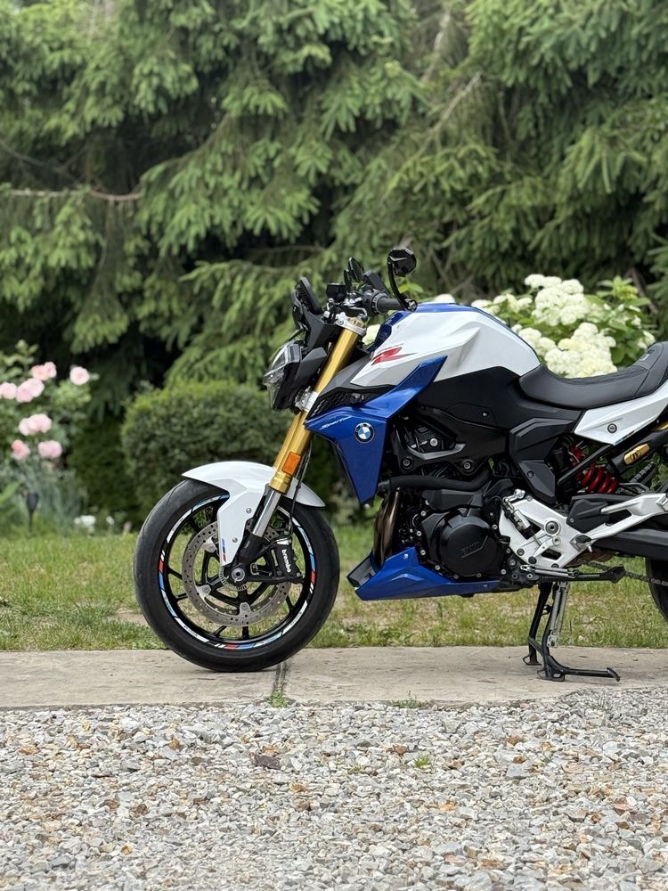 BMW F900R 2023 max wyposazenie arrow mt09 z900
