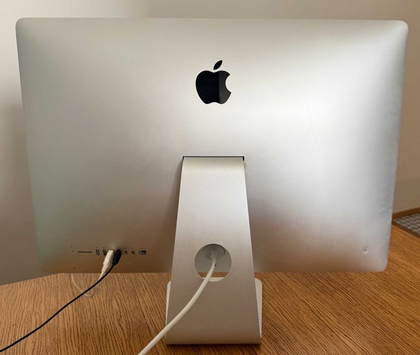 iMac 27" (Late 2012) CTO: i7 3.4 GHz, 16 GB RAM, 1440p QHD