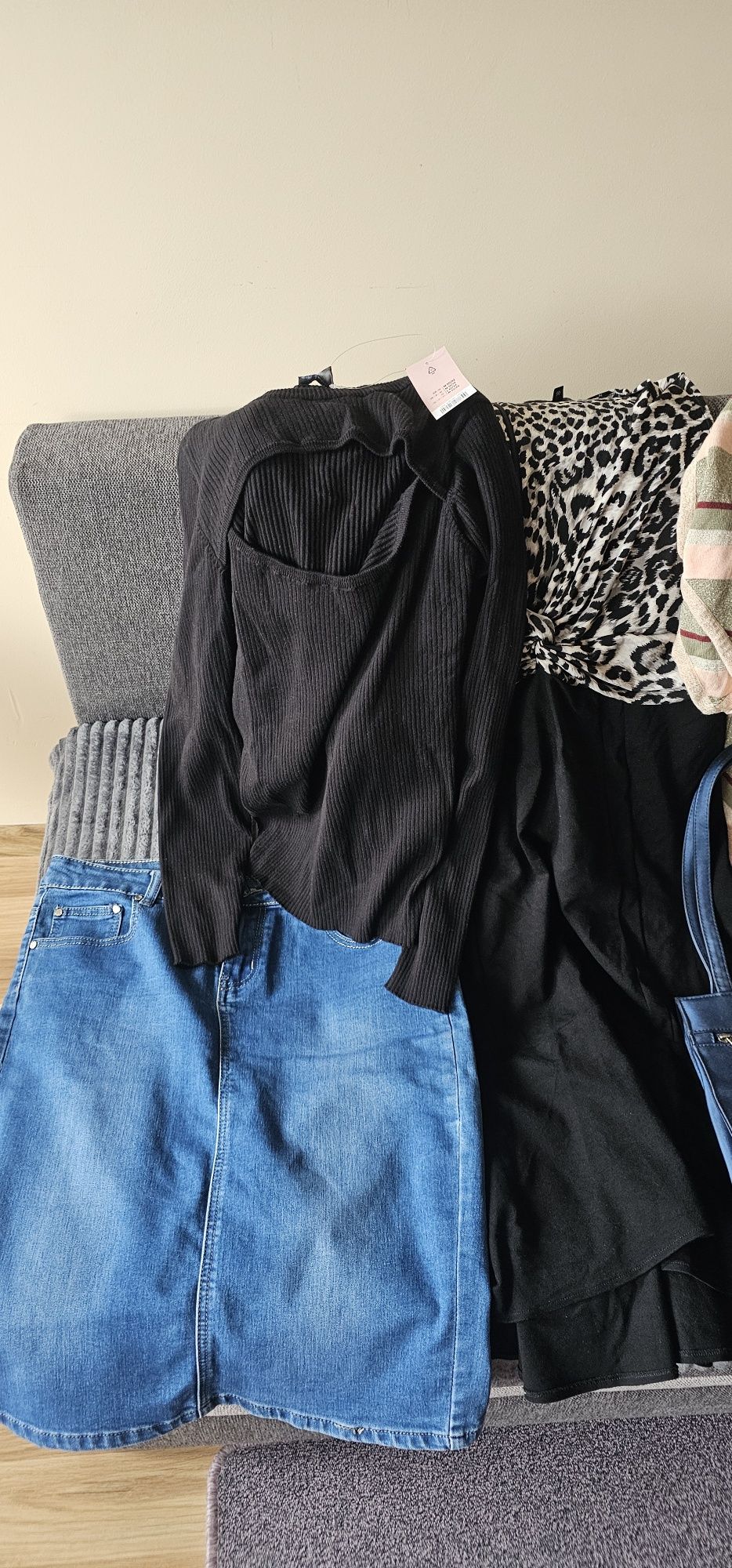 Zestaw ubrań damskich paczka 11 sztuk mix różne M L i XL