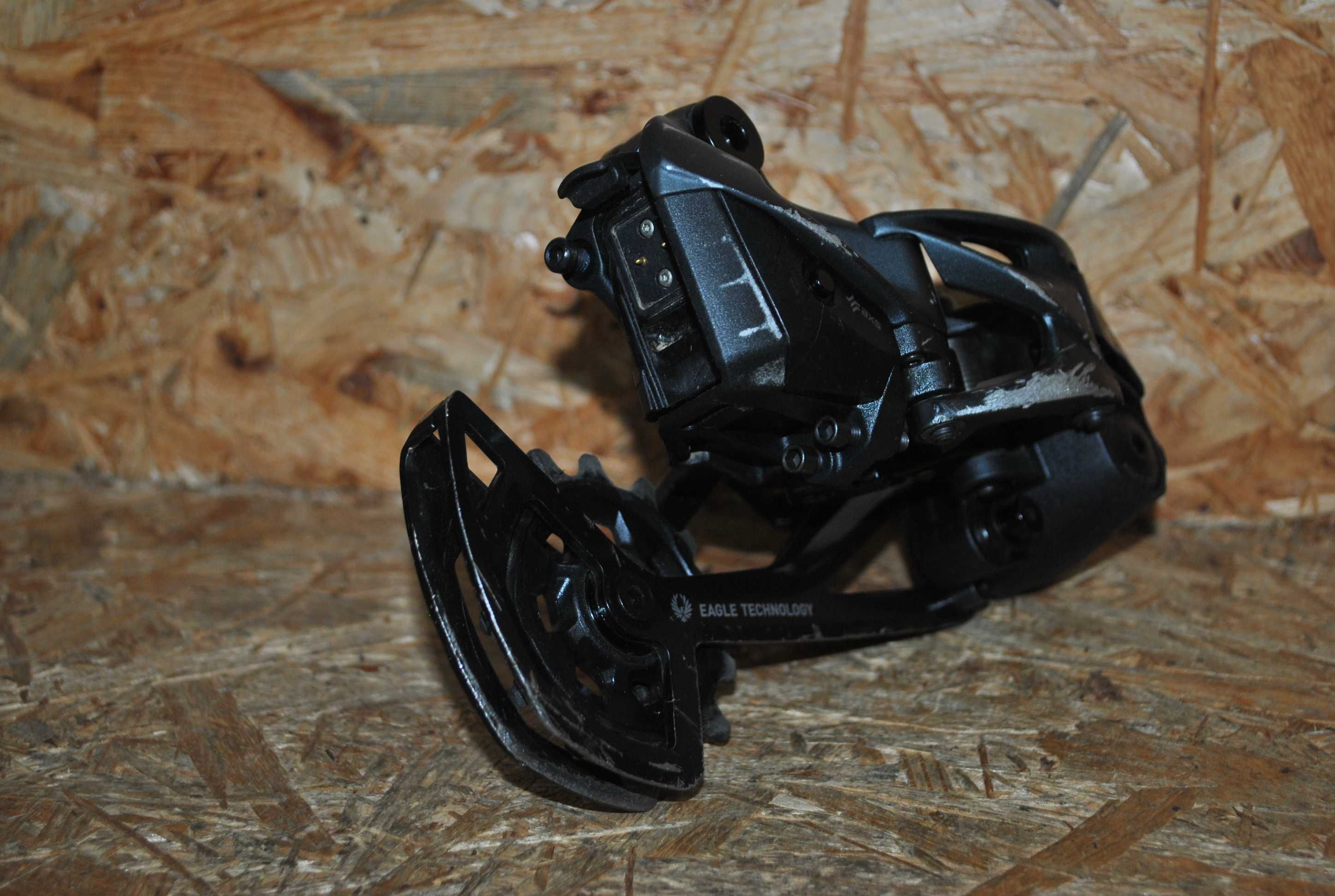 Idealna przerzutka bezprzewodowa Sram GX Eagle AXS 1x12   2