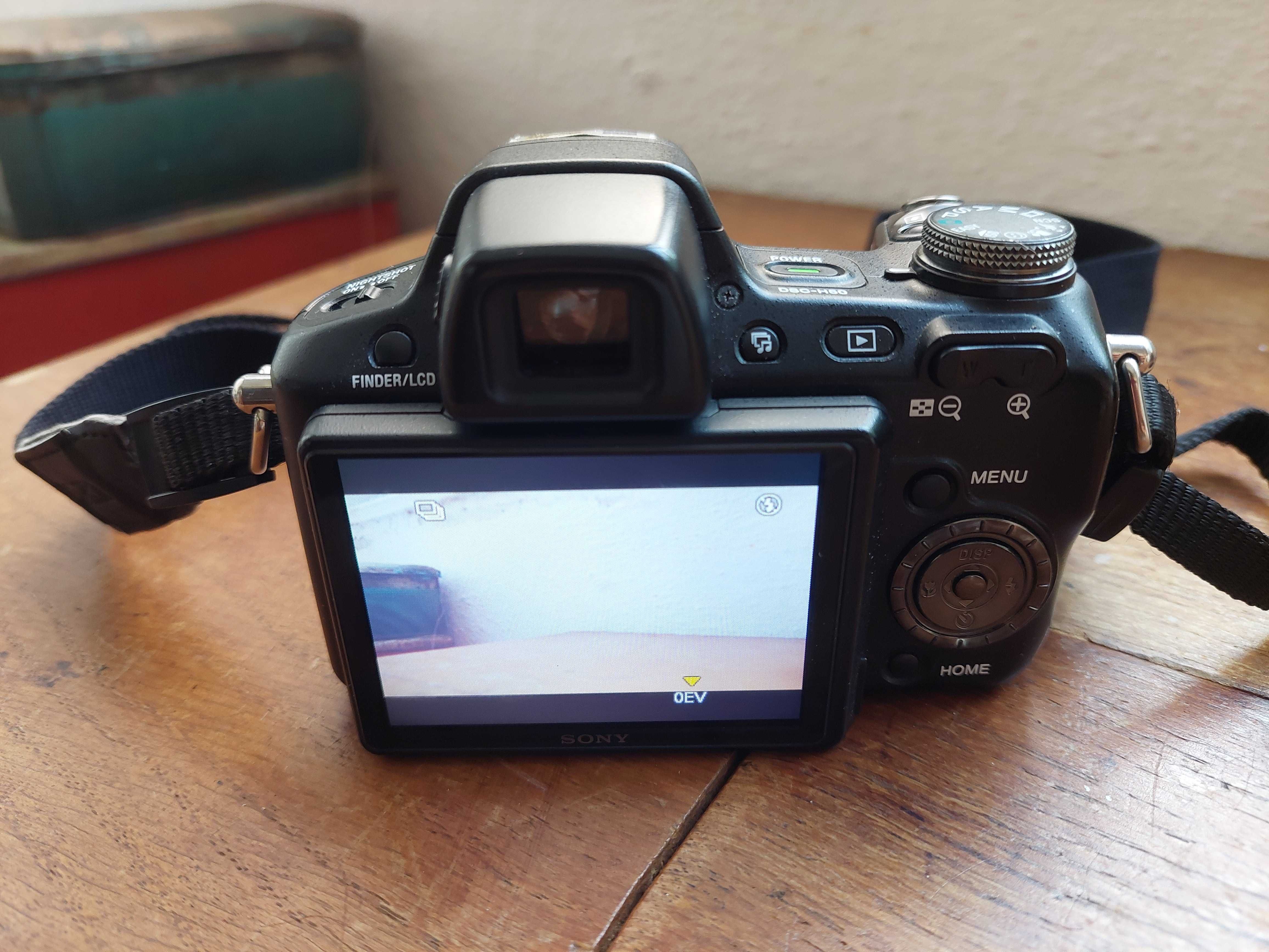 Sony DSC-H50 lente Carl Zeiss