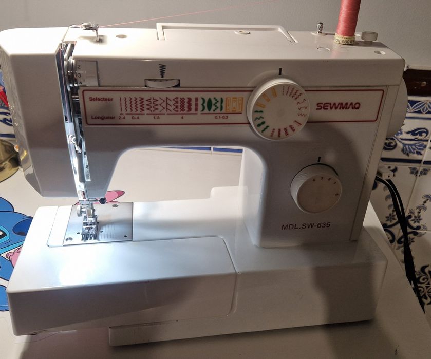 Maquina de costura Sewmaq