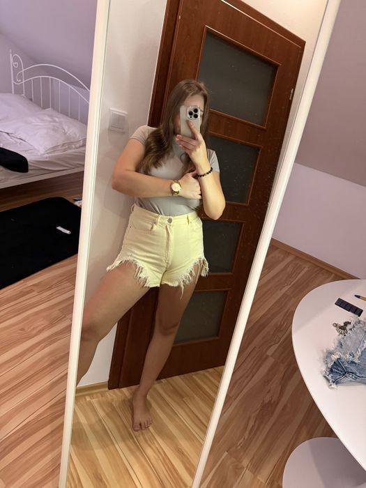 Spodenki damskie krótkie żółte jeansowe Zara L