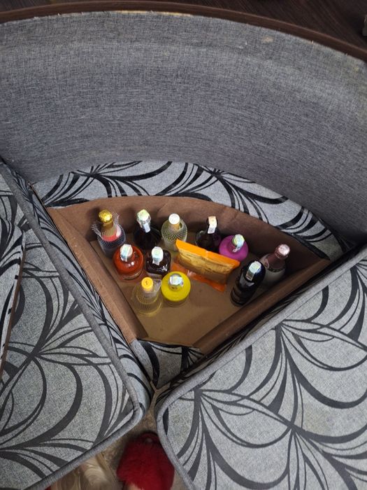 Угловой диван продам