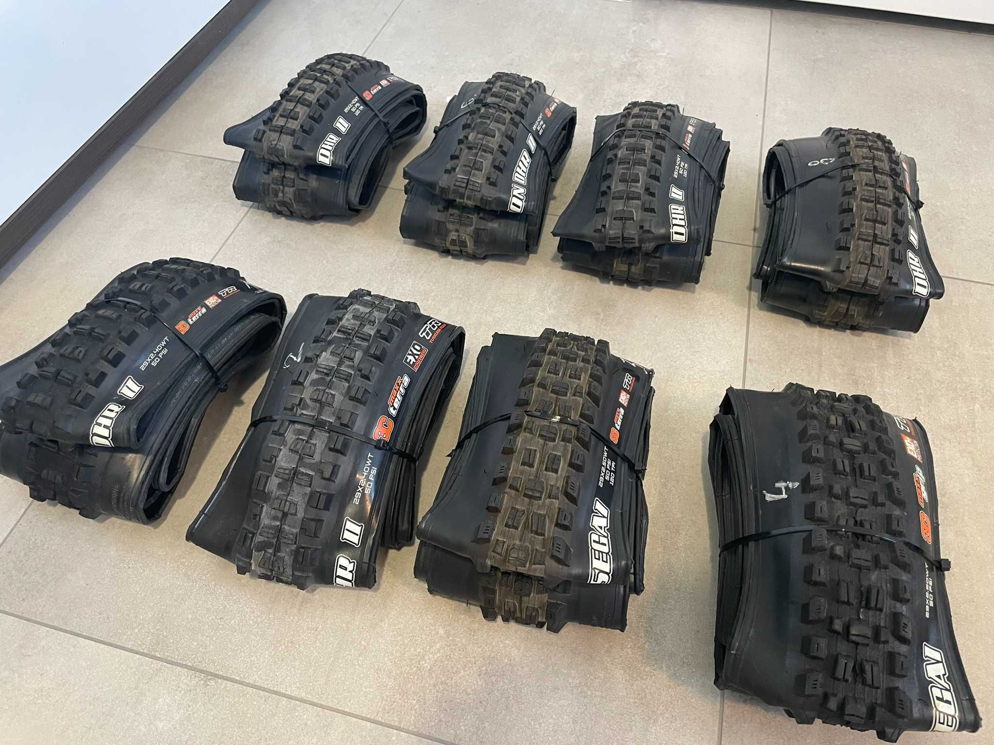 opona MAXXIS MINION DHR II 29x2.4 3CMaxx Grip /EXO+