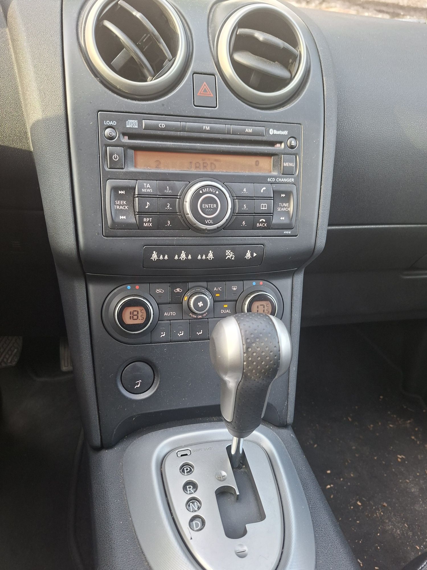 Nissan Qashqai 2.0B Automat.Maly przebieg.Okazja.