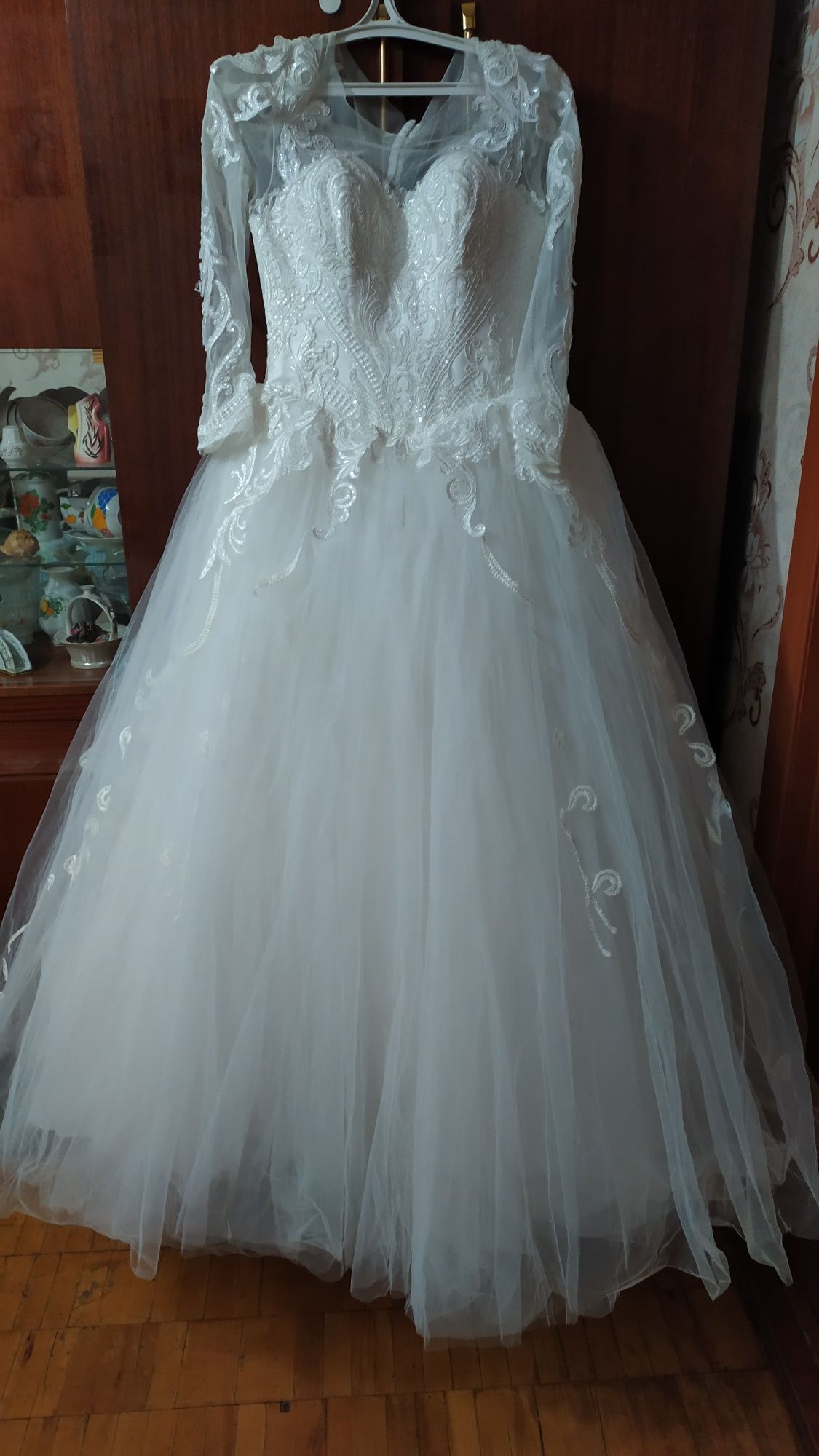 Сукня весільна красуні