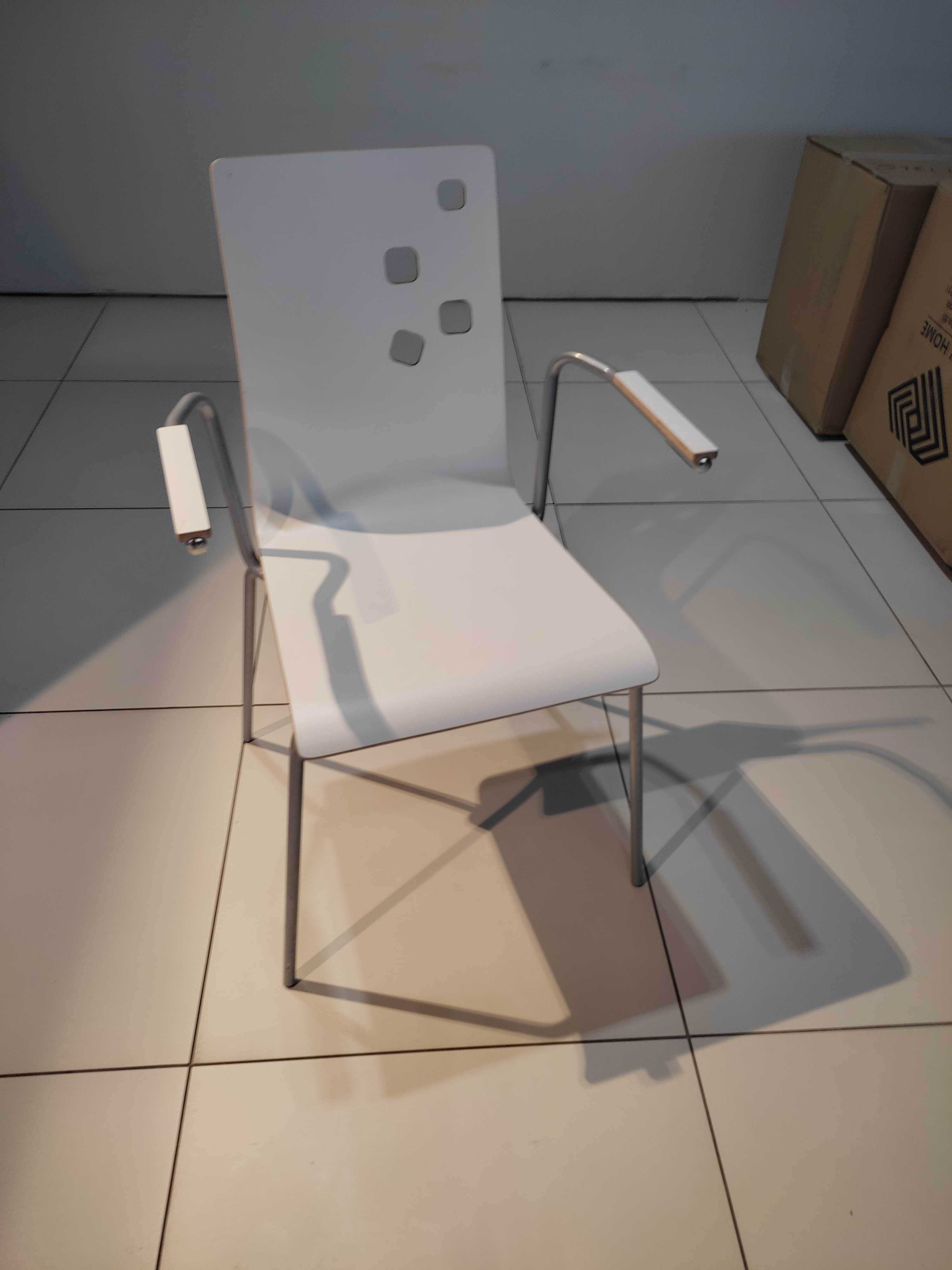 Krzesło gięte białe