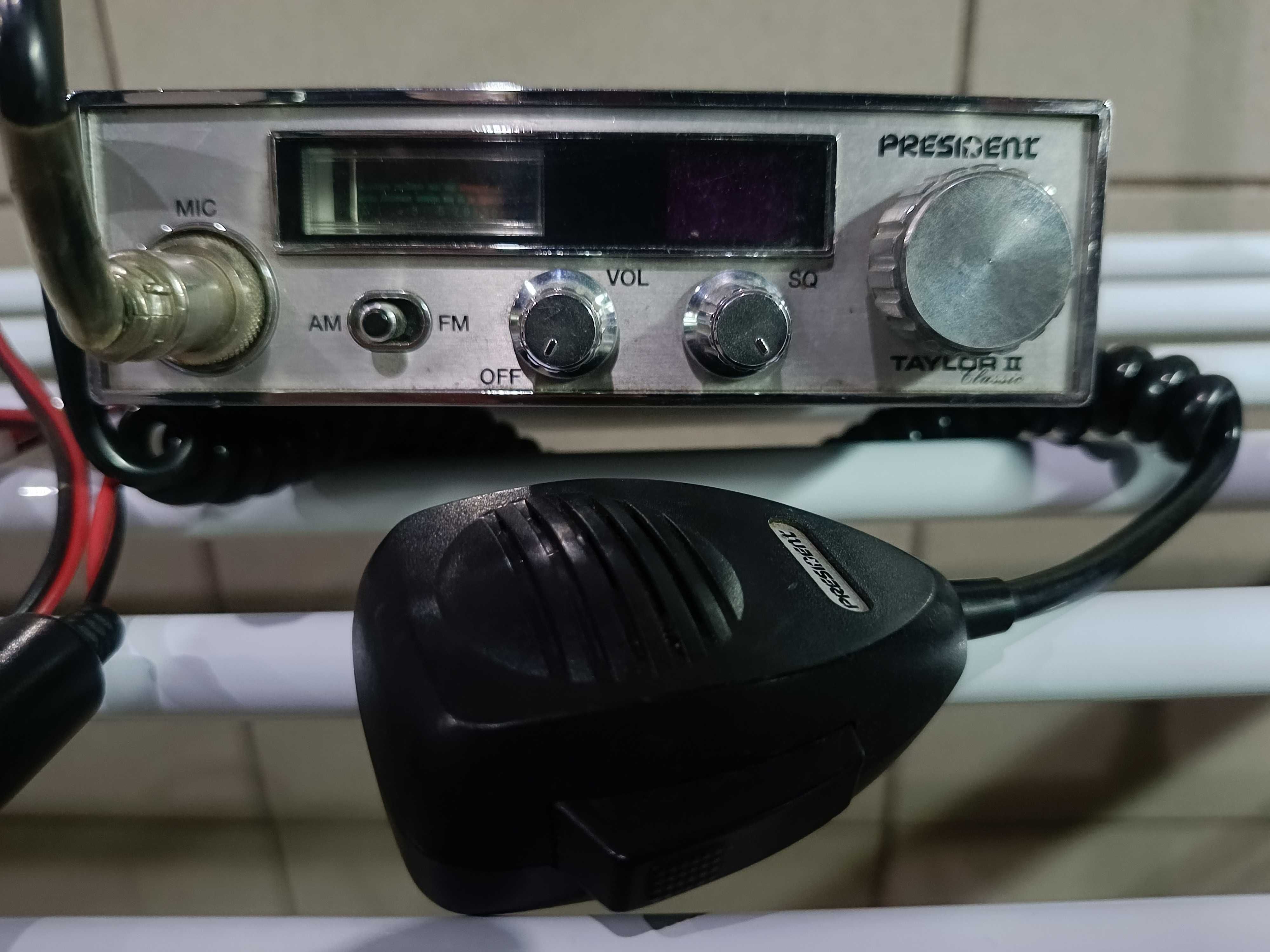 CB Radio President Taylor Classic+ antena President na magnesie.