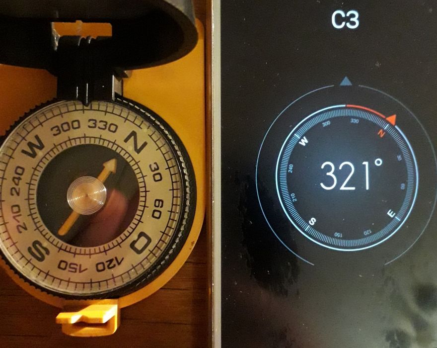 Компас Азимут навигатор карта туризм