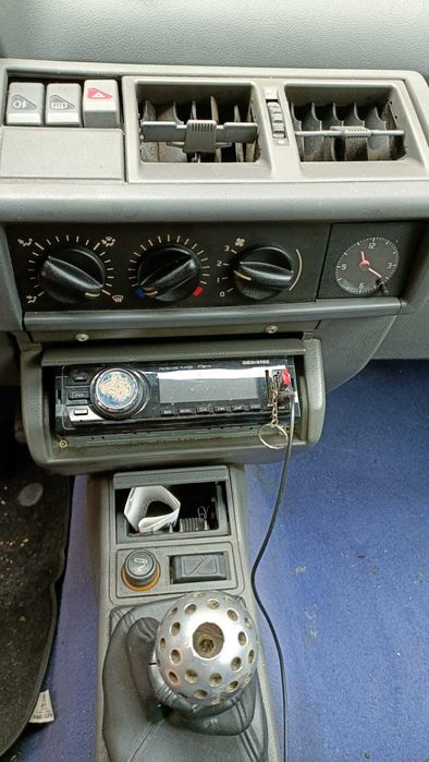 Renault Clio 1996 (Negociável)