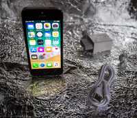iPhone Apple SE A1723 Silver Black iOS 15.8.2 16 GB