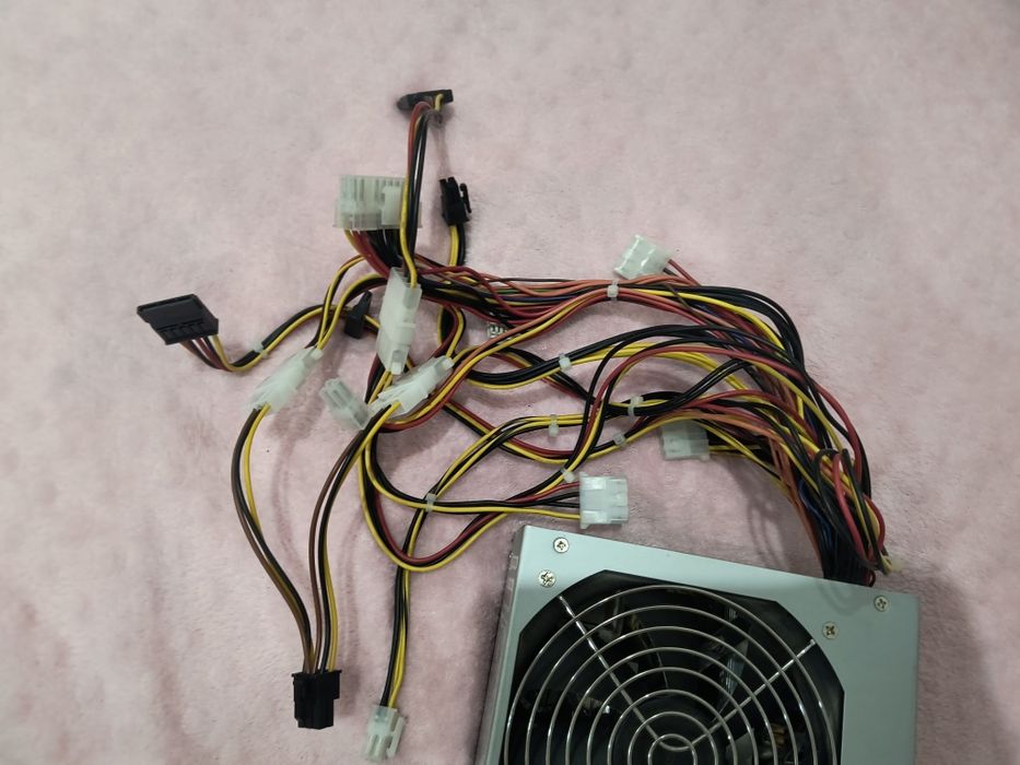 Блок живлення FSP ATX-400PNF