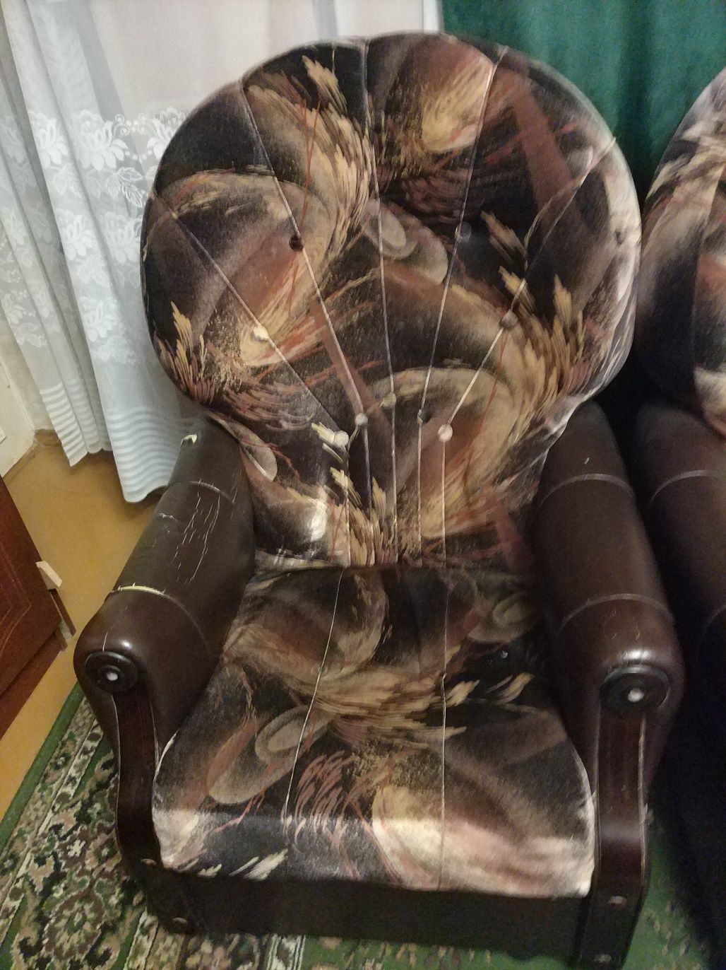 Кресло мягкое и удобное